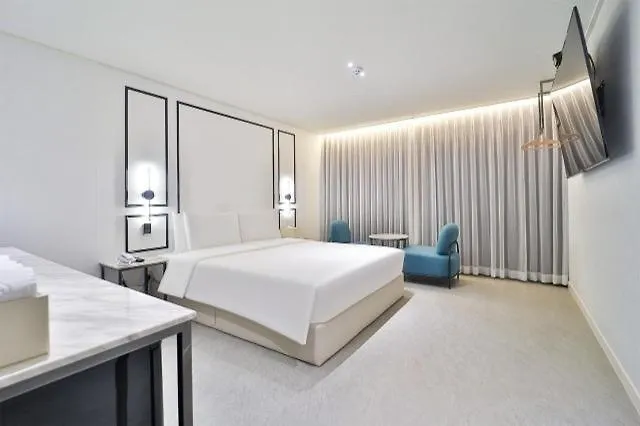 Busan Myeongji Hotel Jade 0*,